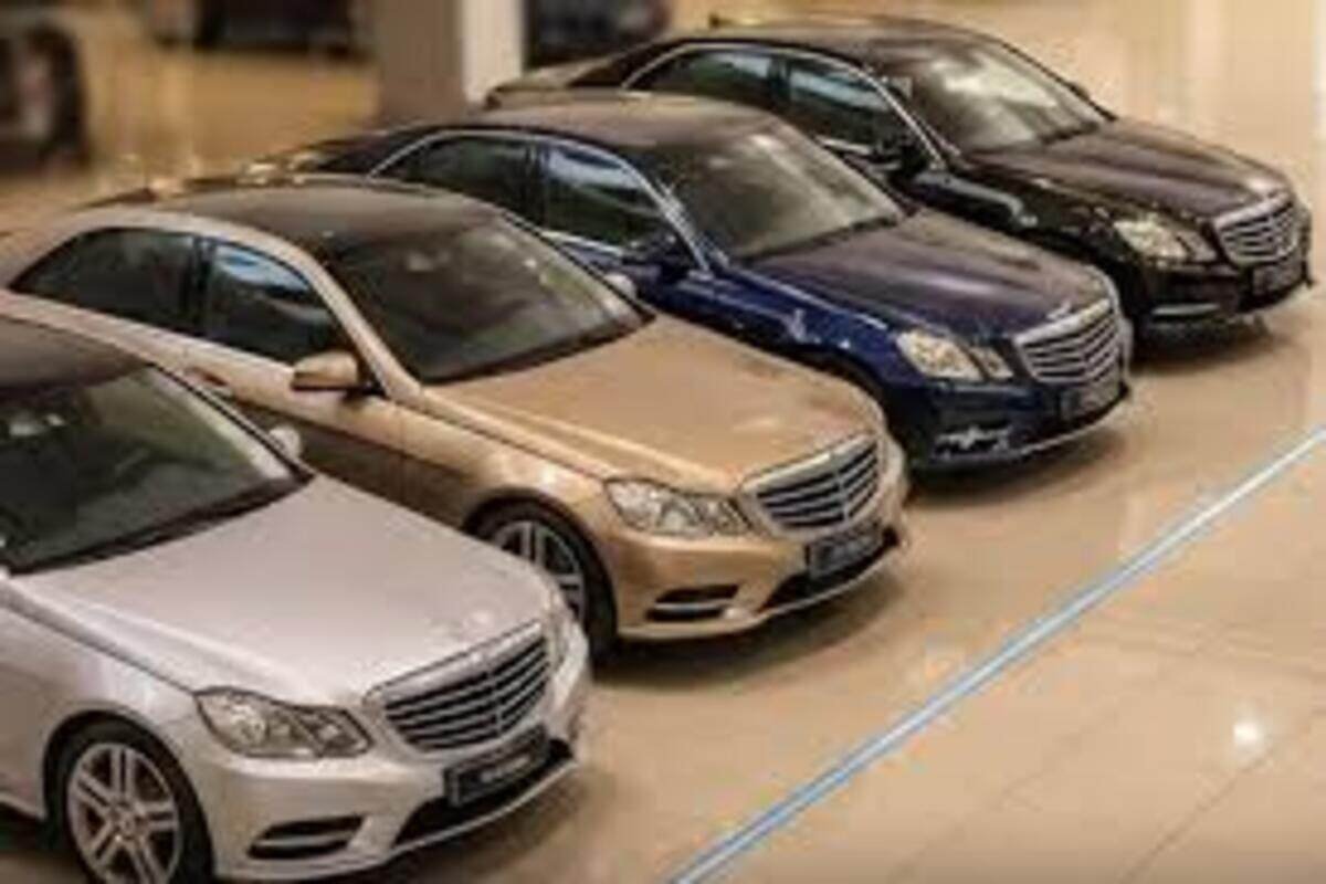 Mercedes-Benz cars