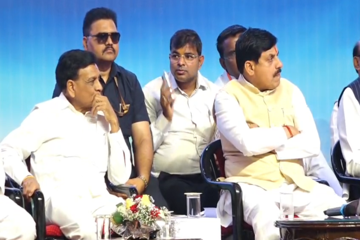 CM Dr Yadav and other attendees present at the event