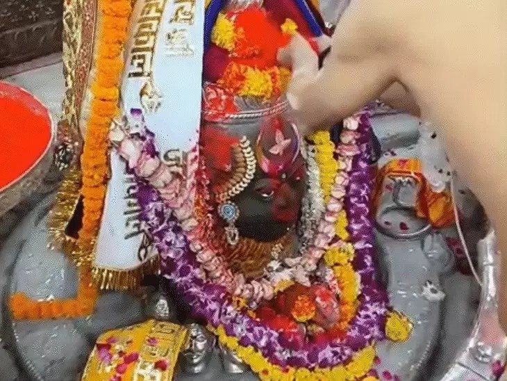 Holi celebrations at Ujjain's Mahakal shrine