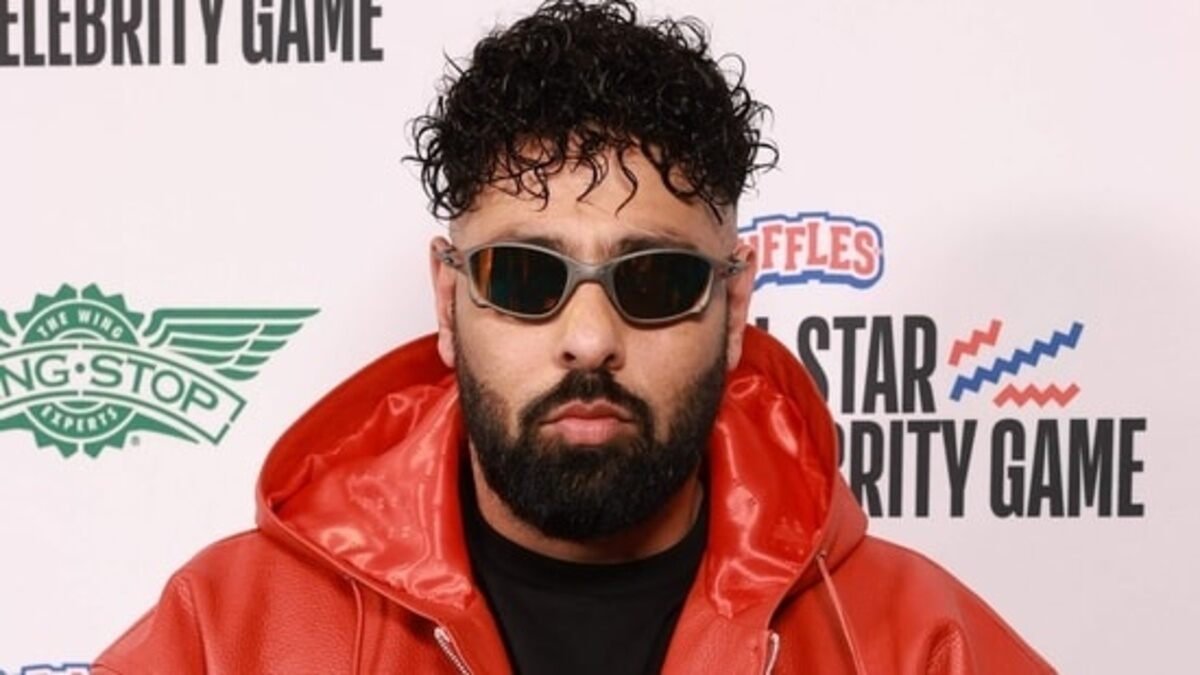 Tateeree song row: Troubles mount for Badshah as NCW issues summons to singer, song directors