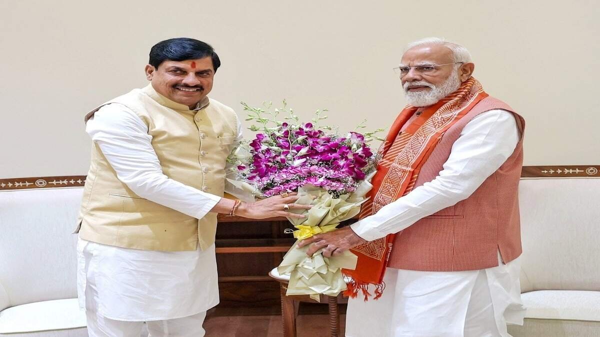 MP CM Dr Yadav meets PM Modi in New Delhi, discusses key issues