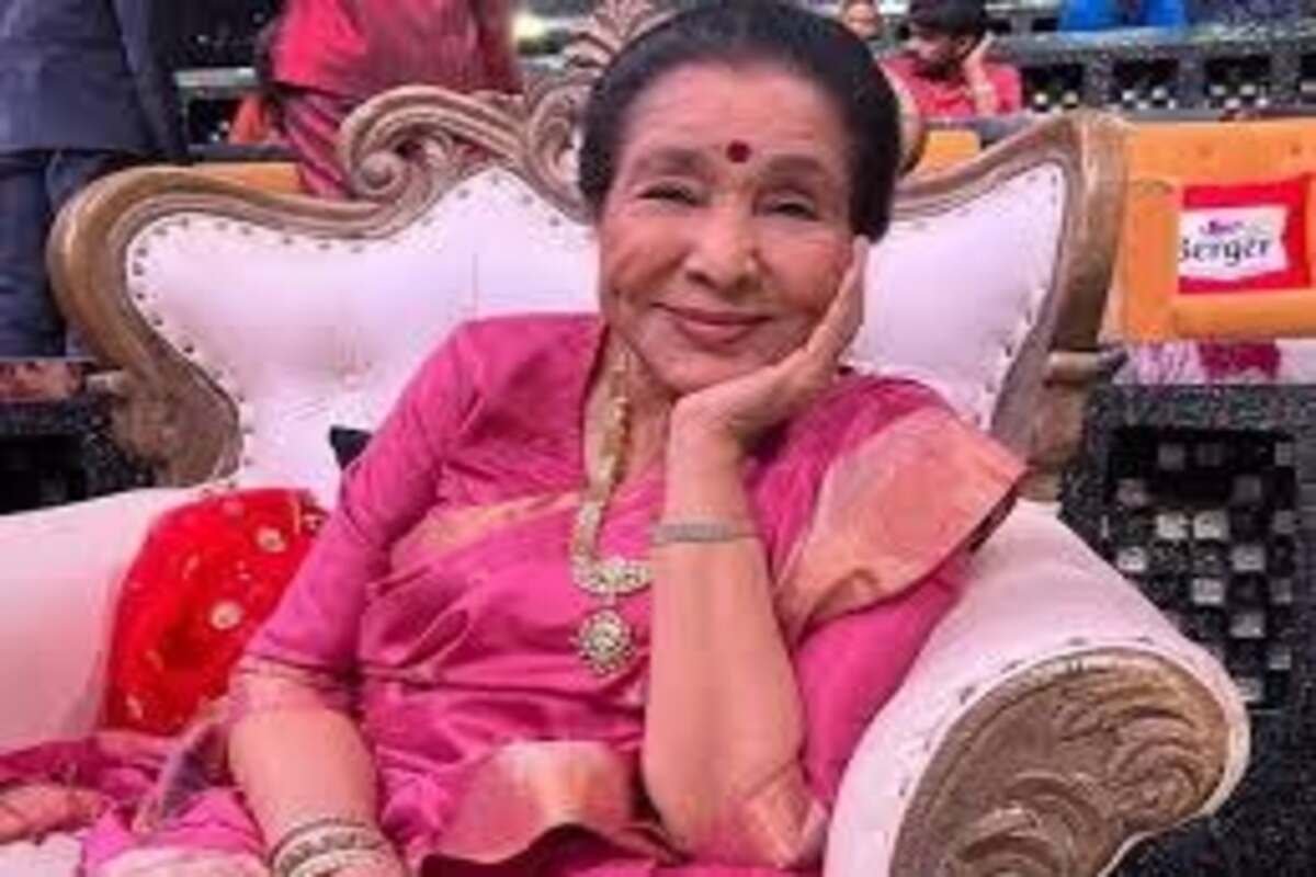 Singer Asha Bhosle