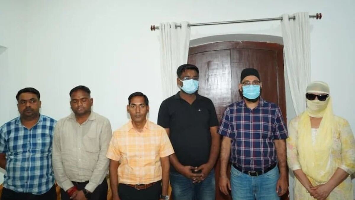 Kanpur Police bust kidney transplant racket, 5 doctors held: cops launch manhunt for masterminds