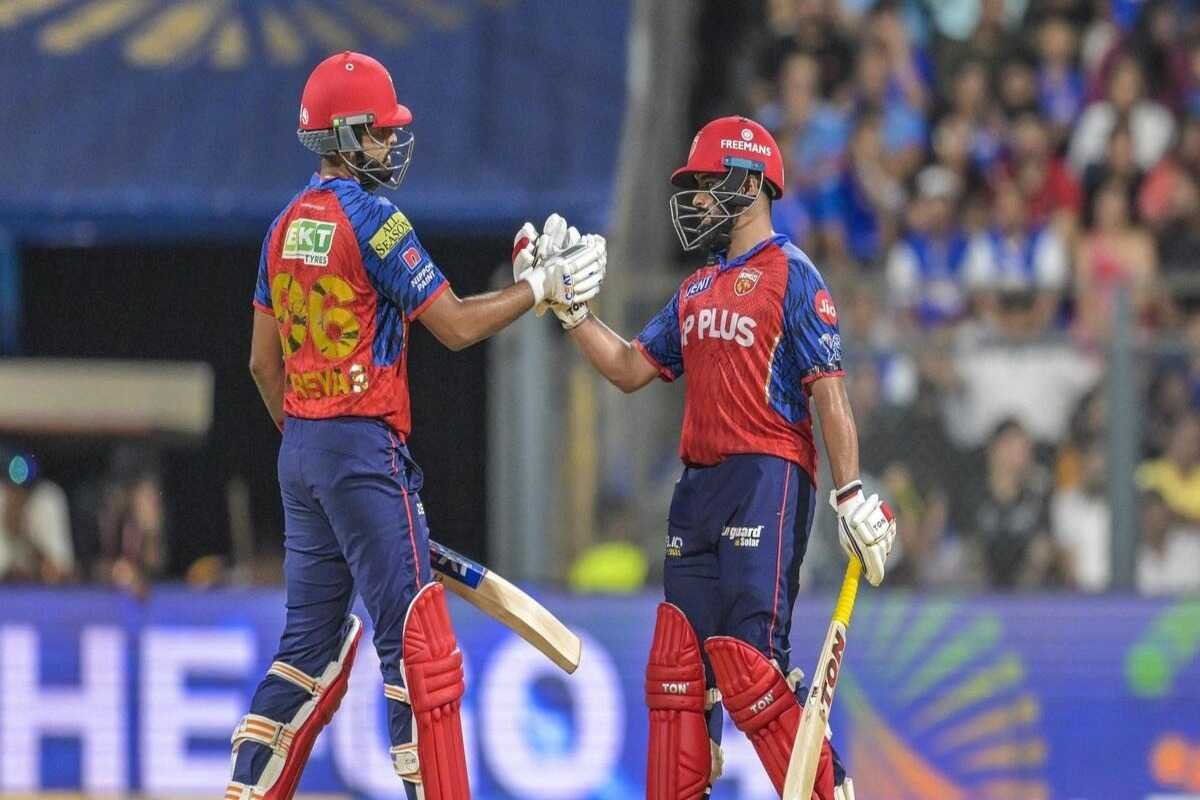 Shreyas Iyer and Prabhsimran Singh