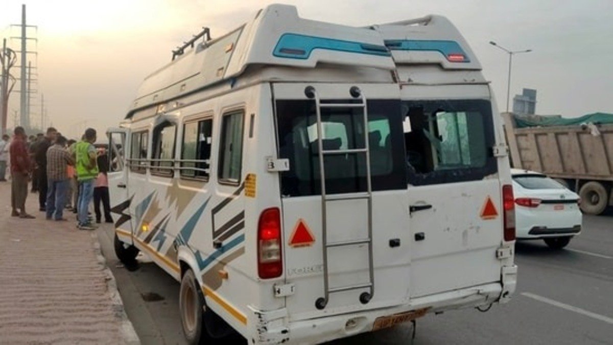 8 die as tempo plunges into gorge in Tamil Nadu’s Valparai; PM Modi expresses grief, condoles loss of lives