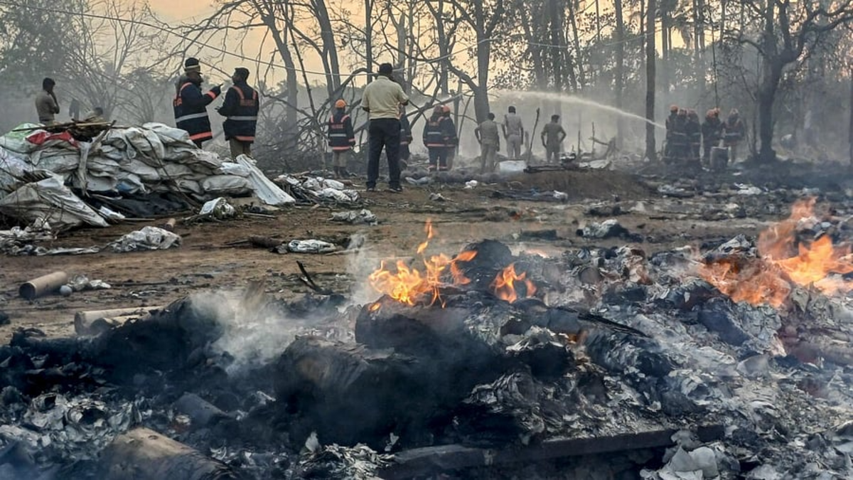Thrissur firecracker factory blaze: Kerala govt orders judicial probe into incident, announces ex-gratia for victims